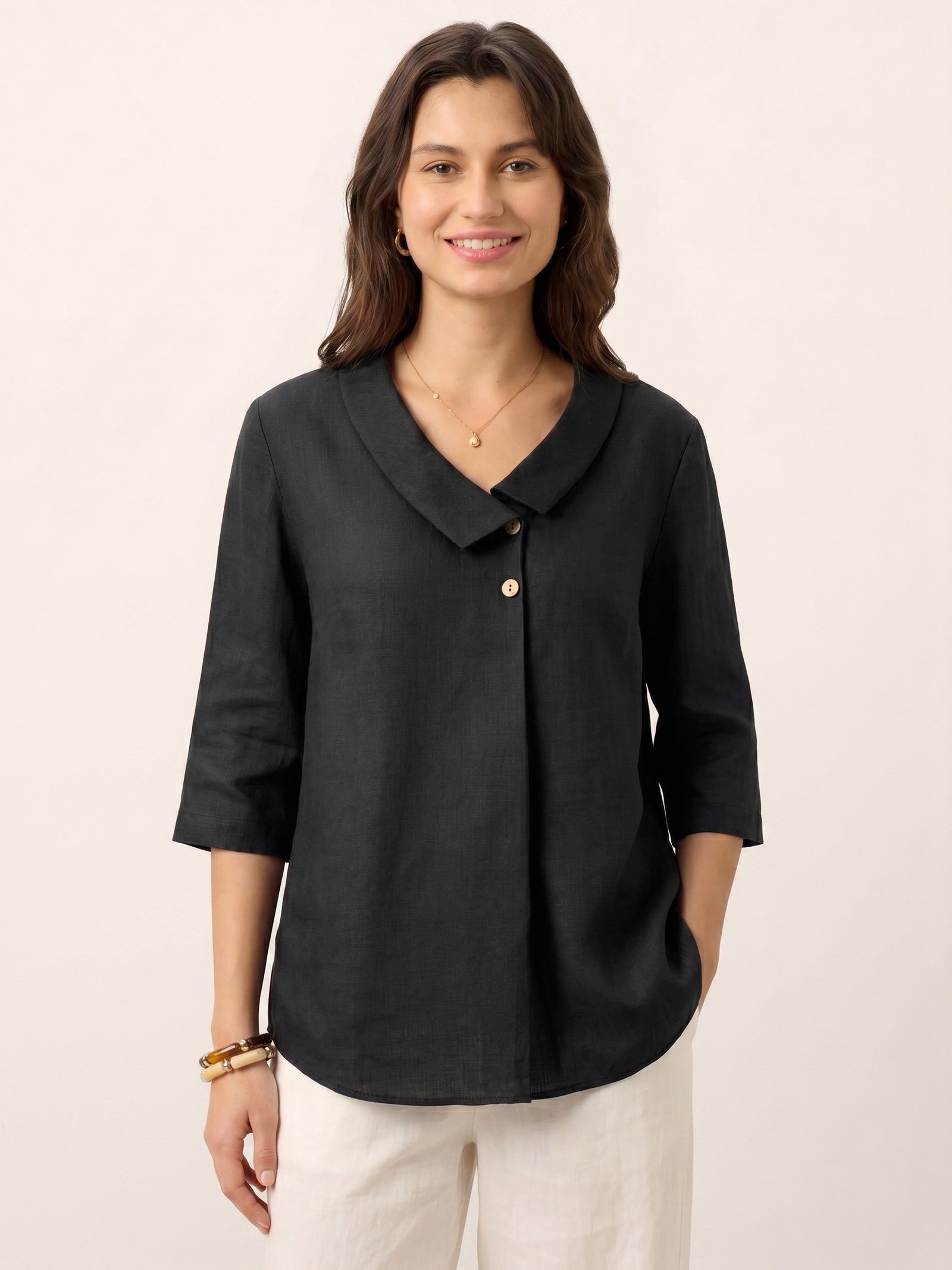 CLARA™ | Blusa de Lino con Cuello Asimétrico
