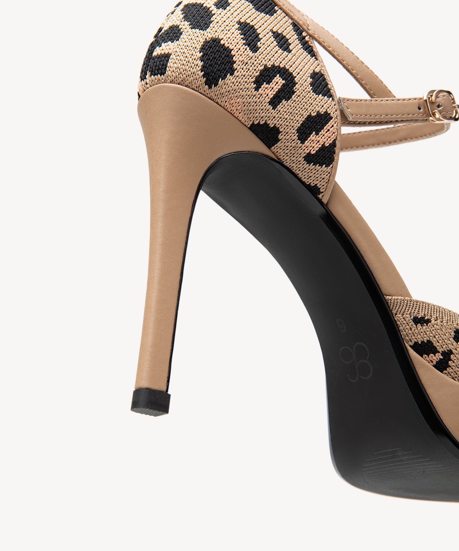 NOA™ | Stiletto de Tiras Refinadas