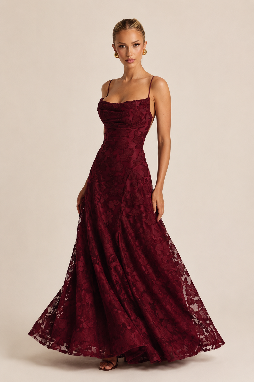 Giorgia | Elegantes Maxikleid aus Spitze