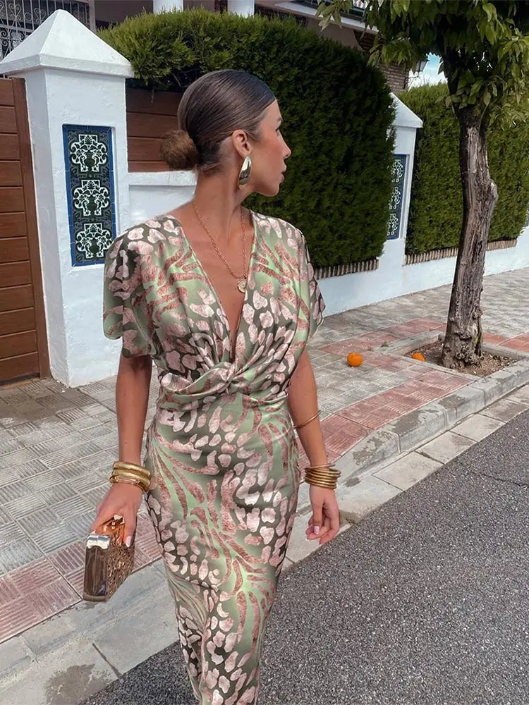CLARANDRA™ | Vestido Midi Elegante con Escote en V