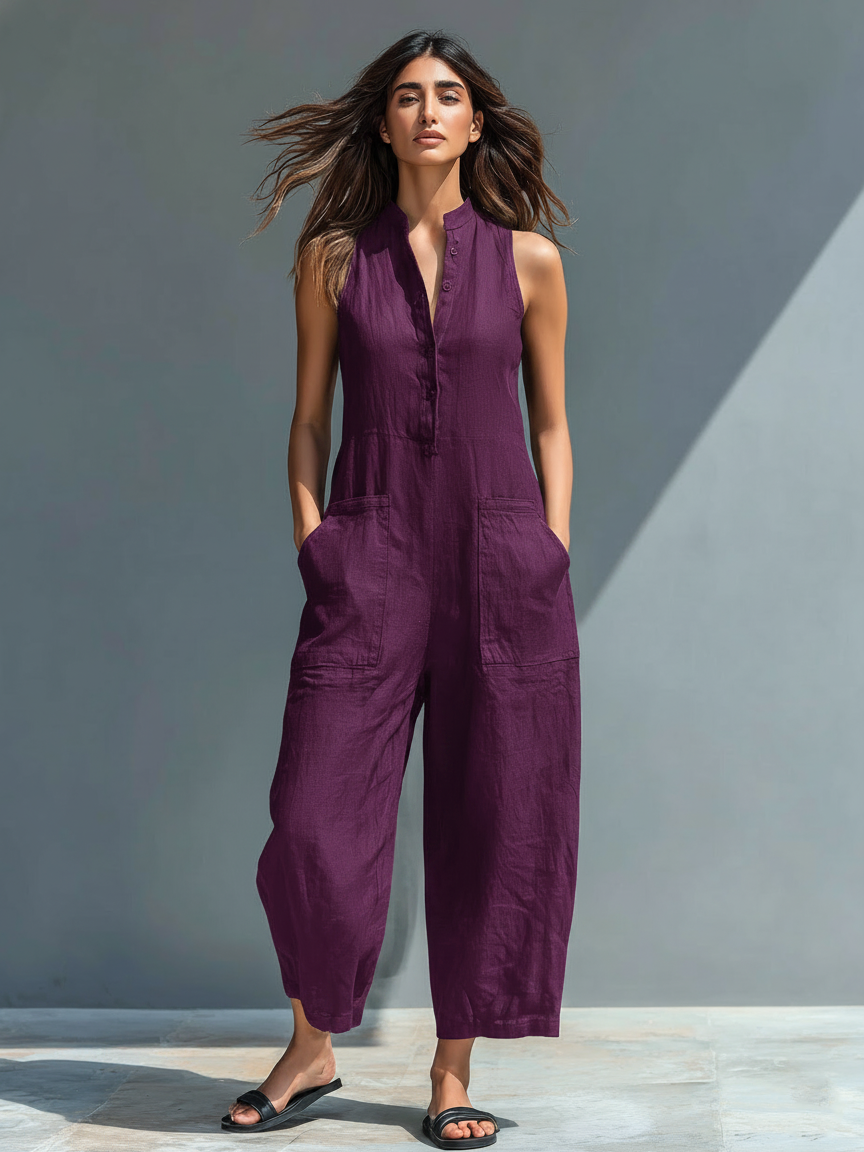 Mono minimalista de lino para mujer con cuello alto