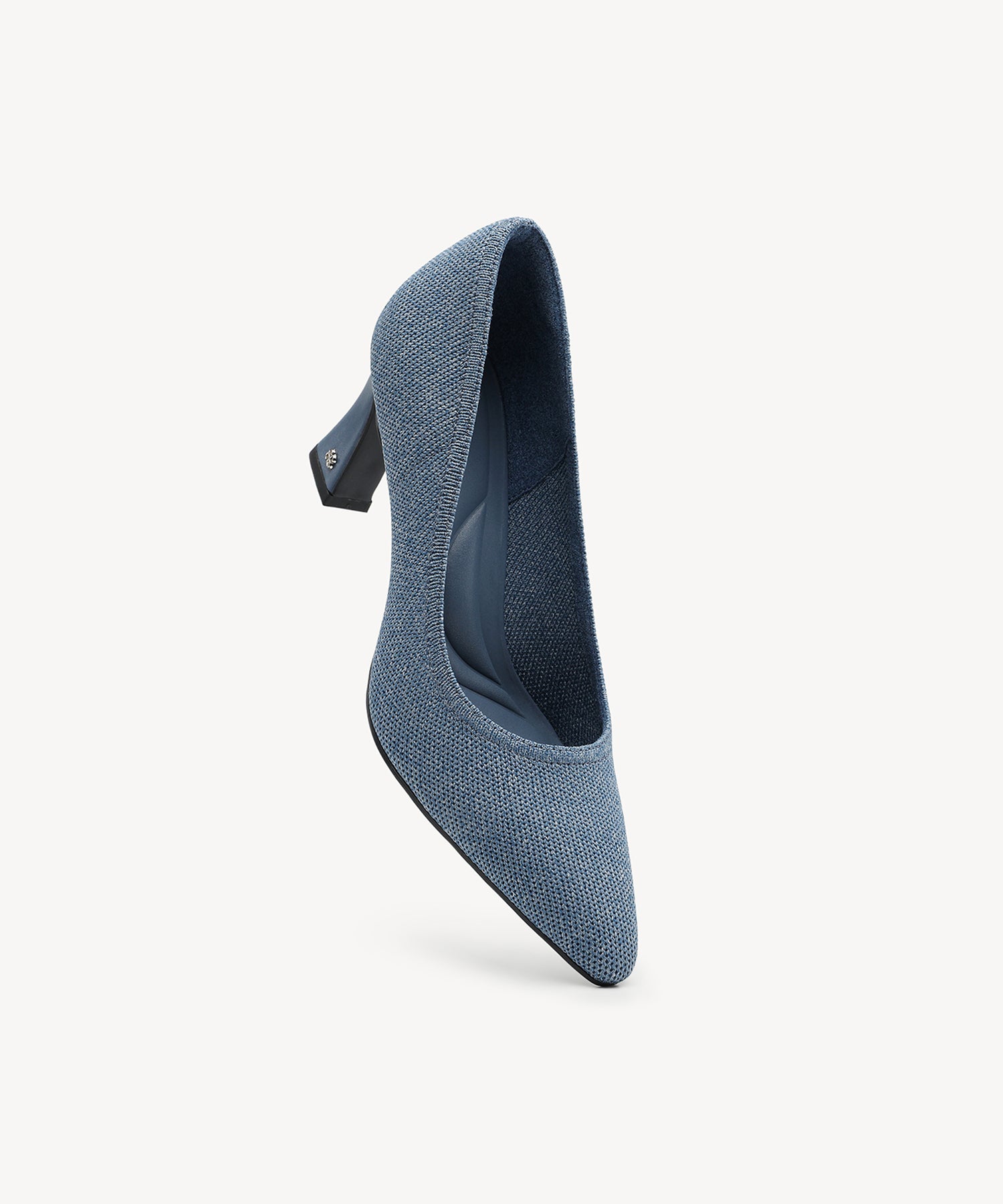 VERONA™ | Tacón Clásico de Punta Elegante