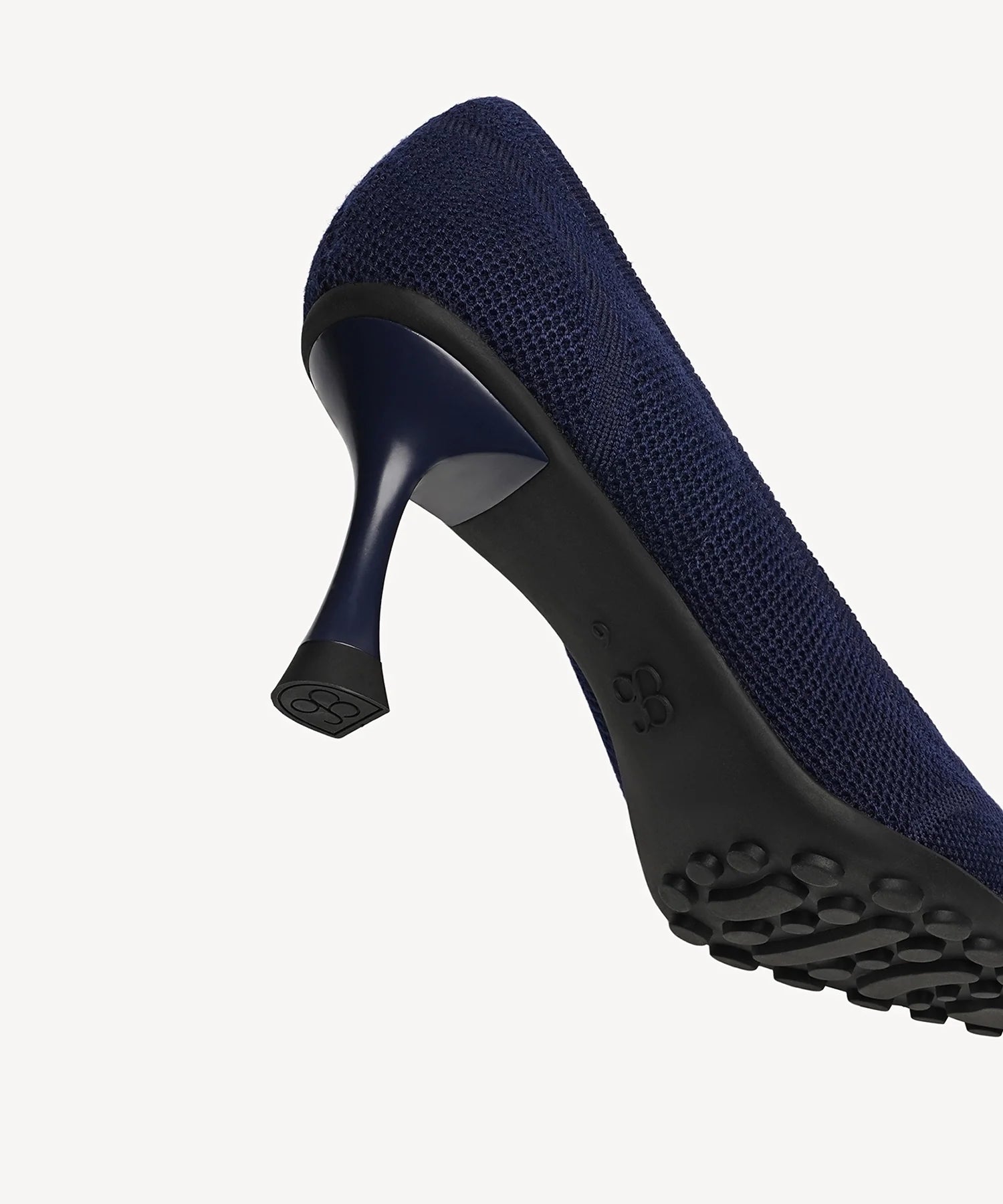 SERENA™ | Stiletto de Punta Fina