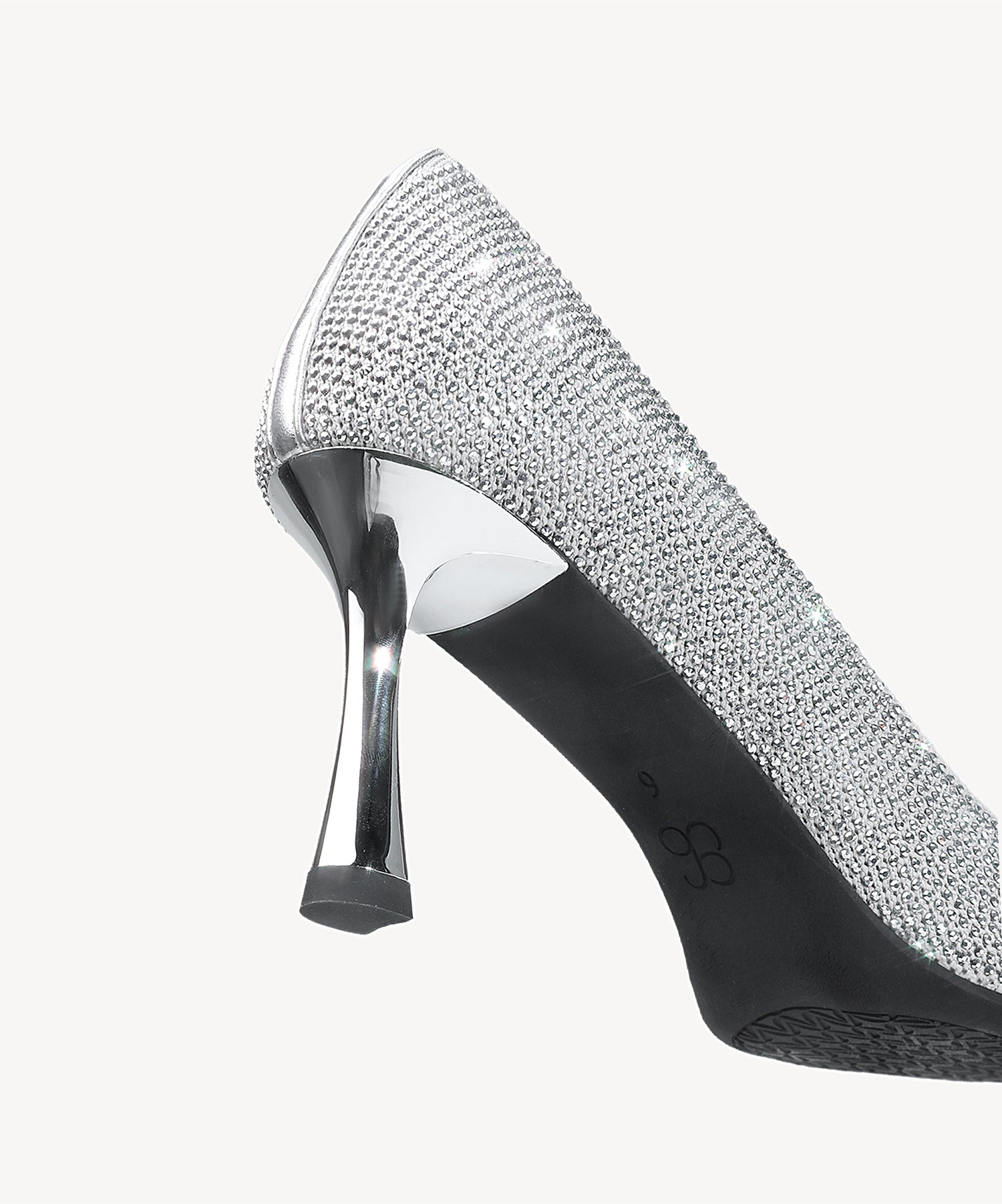 SIENA™ | Tacón Punta Diamante Premium