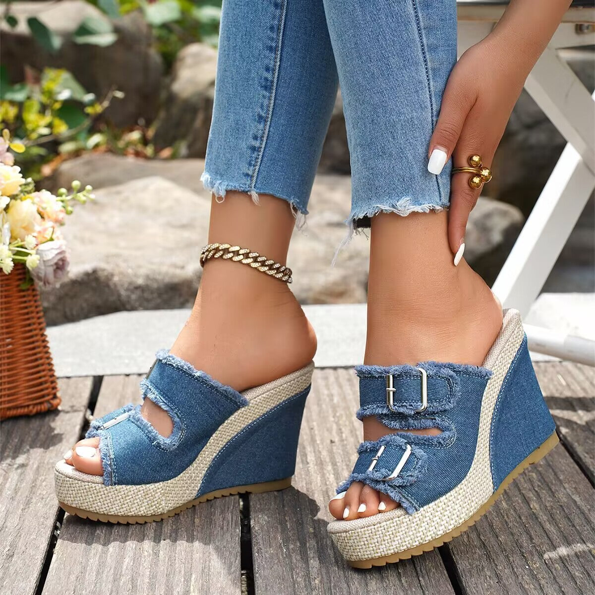 Elara | Sandalias de cuña vaqueras