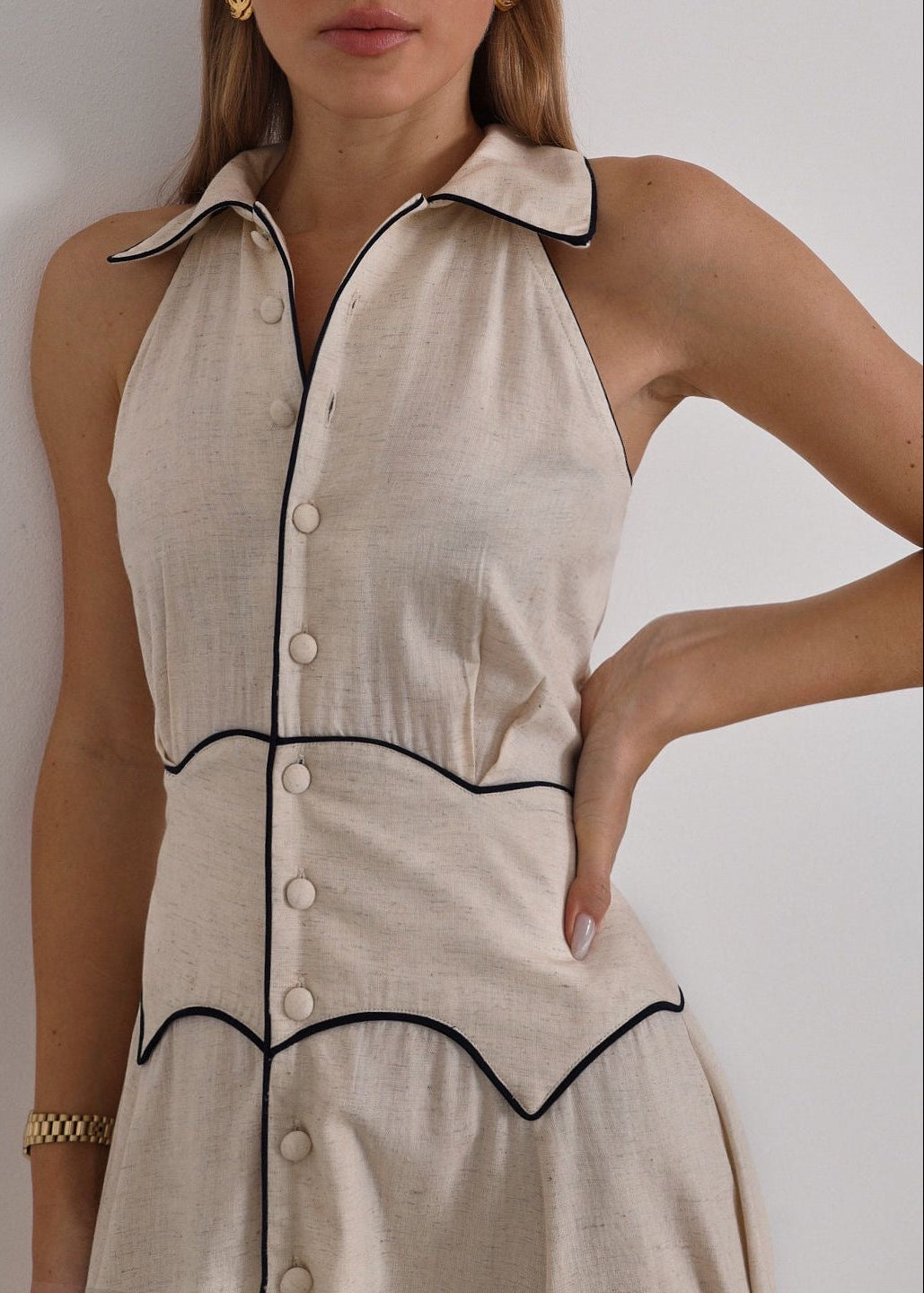 Kalila Contrast Icon Dress | Beige/Black